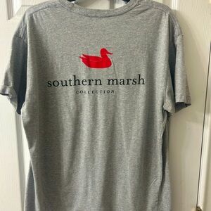 Southern Marsh Collection Red Duck Pocket T-shirt size Large